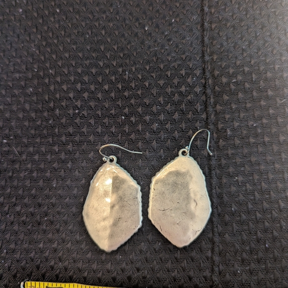 Cream and Silver tone statement earrings - Picture 2 of 2